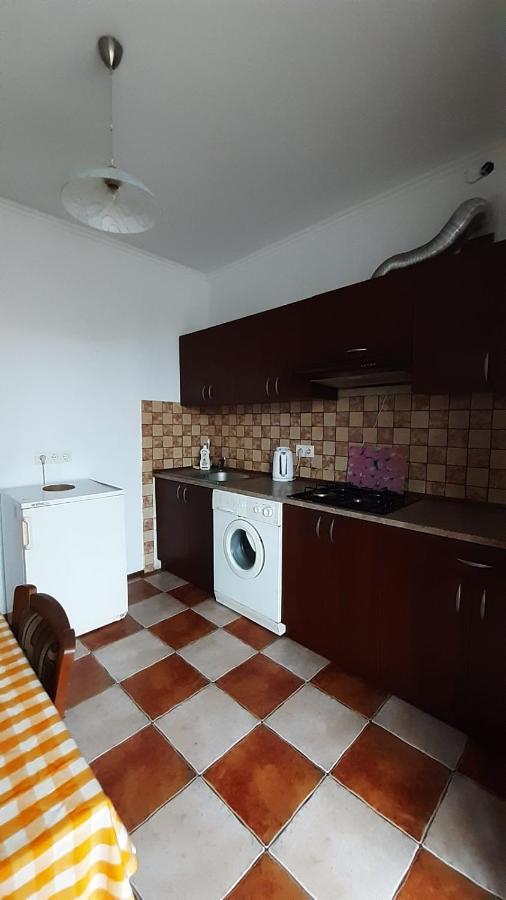 Apartment Na Saharova Ivano-Frankivsk Exterior foto