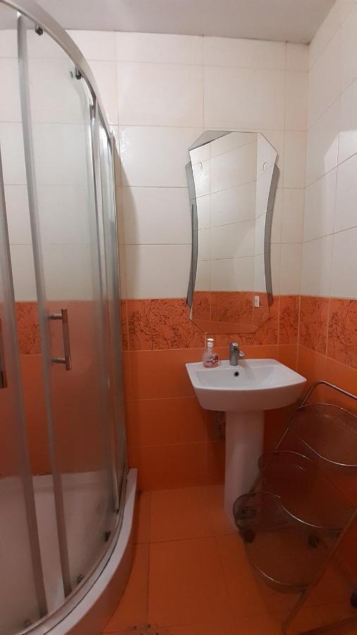 Apartment Na Saharova Ivano-Frankivsk Exterior foto